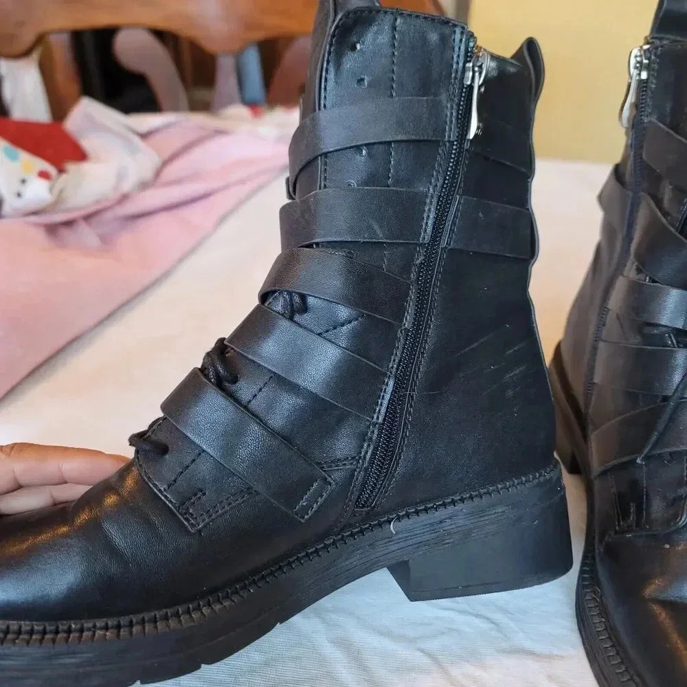 DKNY Ita  Leather Strappy Buckle Ankle Boots Shoes Women's Size 8 - Picture 7 of 13